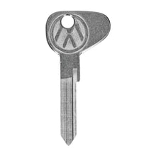 Cargar imagen en el visor de la galería, Volkswagen Thing Key Blank R Volkswagen
