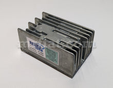 Cargar imagen en el visor de la galería, BMW 3.0 Perma Tune Premium Ignition Control Module 1971-74 Electrical and Ignition BMW