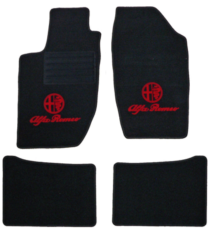 AutoWin.EU Custom Tailored Carpet Floor Mats For Alfa Romeo – Full Set (4 Pieces) With Italian Flag, Black