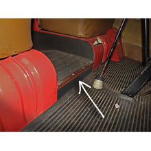 Cargar imagen en el visor de la galería, Volkswagen Bus Rubber Small Black Strip Between Front Seats, Walk-Through Volkswagen