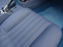 Cargar imagen en el visor de la galería, Fiat 124 Spider – Leather interior of your choice in exchange Dashboard MrFiat
