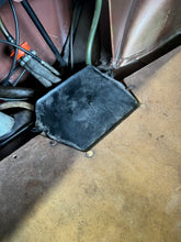Load image into Gallery viewer, Fiat 124 Spider – Plastic part wooden trunk floor 74-85 Body MrFiat
