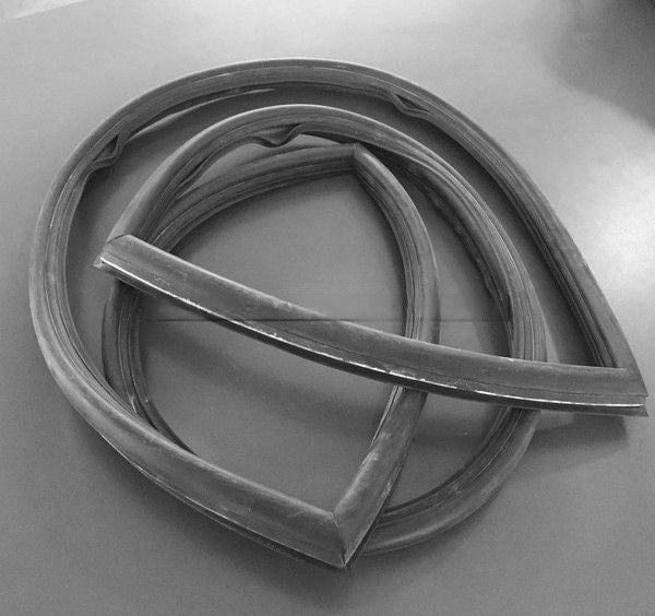 Fiat 2300 Berlina 1500 L Windshield Gasket 2300 Berlina 1500 L Fiat   