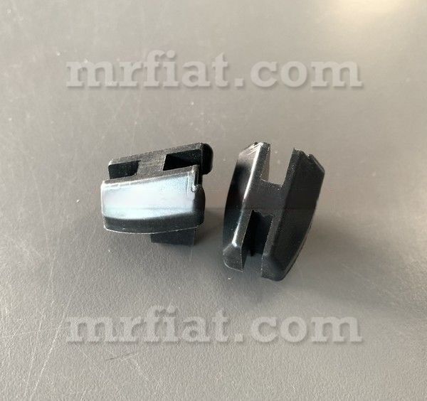 Fiat 850 Door Fixed Window Upper Ends RH/LH (2 pcs) Glass and Seals Fiat   