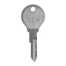 Cargar imagen en el visor de la galería, Volkswagen Bus Key Blank T Volkswagen
