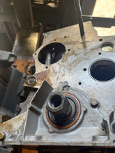 Cargar imagen en el visor de la galería, Fiat 124 Spider – Engine block Volumex 84-85 in exchange Engine MrFiat
