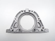 Load image into Gallery viewer, Fiat 124 Spider – Bearing cover, rear crankshaft 76-85 Engine MrFiat
