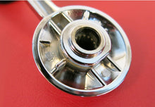 Cargar imagen en el visor de la galería, Alfa Romeo Spider Original Window Crank Doors Alfa Romeo
