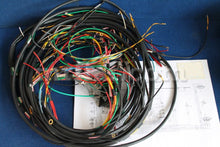 Cargar imagen en el visor de la galería, Alfa Romeo Duetto Spider Wiring Harness Set W/ Fuse Box Welded Wires Electrical and Ignition Alfa Romeo   
