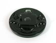 Cargar imagen en el visor de la galería, Fiat 500 126 Backing Plate Front Left Brakes Fiat   
