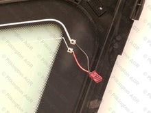 Cargar imagen en el visor de la galería, 2011-2011 BMW 535 4D WAG RQ LH SOL ANT Window OEM Quality Other Other   
