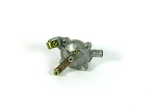 Cargar imagen en el visor de la galería, Ferrari 330 GTC 365 GTB4 Daytona Metal Heater Valve 2 Connections Engine Ferrari

