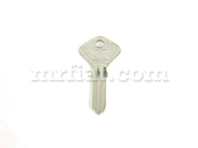 Cargar imagen en el visor de la galería, Ferrari 208 308 GTB(i) GTS(i) Turbo QV Door Lock Blank Key Doors Ferrari
