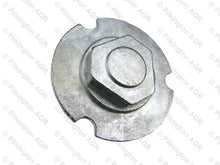Cargar imagen en el visor de la galería, 2004-2007 525/530/545/4D SDN Windshield OEM Quality Glass and Seals Other
