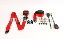 Cargar imagen en el visor de la galería, Fiat 1300 1500 Red Retractable Seatbelt Set Interior Fiat
