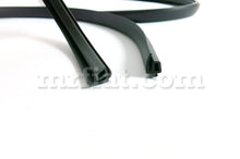 Cargar imagen en el visor de la galería, Porsche 356 C Door Seal Left Glass and Seals Porsche

