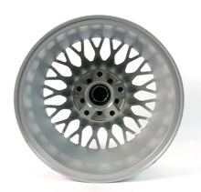 Cargar imagen en el visor de la galería, BMW 5 Series E12 E28 E34 6 Series E24 7 Series E23 E32 X Spoke Wheel 7x15 BMW BMW
