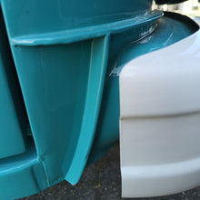 Cargar imagen en el visor de la galería, Volkswagen Bus Deformation Panel End Plate Right Front Body Panels Volkswagen
