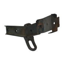 Cargar imagen en el visor de la galería, Volkswagen Type 3 Bumper bracket rear, right (used)
