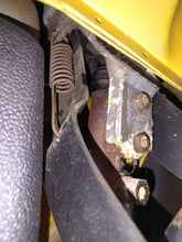 Load image into Gallery viewer, Volkswagen Bus Spring Clutch Pedal Pedals Shifter Handbrakes Volkswagen
