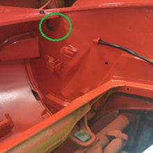 Cargar imagen en el visor de la galería, Volkswagen Karmann Ghia Front Hood Drain Tube (Pair) Glass and Seals Volkswagen
