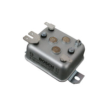 Cargar imagen en el visor de la galería, Volkswagen Beetle Regulator 12V Bosch Alternator Volkswagen
