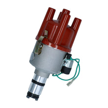 Cargar imagen en el visor de la galería, Volkswagen Karmann Ghia Distributor 009
