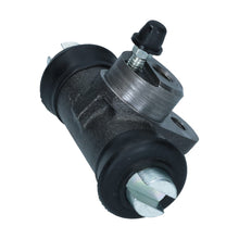 Cargar imagen en el visor de la galería, Volkswagen Beetle Wheel Cylinder, Rear Volkswagen
