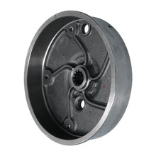 Cargar imagen en el visor de la galería, Volkswagen Beetle Karmann Ghia Rear Brake Drum Karmann Ghia Volkswagen
