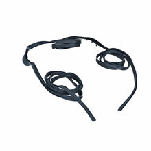 Cargar imagen en el visor de la galería, Volkswagen Beetle Front Hood Seal Volkswagen
