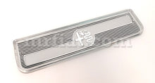 Cargar imagen en el visor de la galería, Alfa Romeo GT GTA GTV Radio Panel Plate Interior Alfa Romeo

