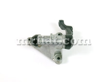 Cargar imagen en el visor de la galería, Alfa Romeo 1750 Berlina Steering Idler Box Steering Alfa Romeo   
