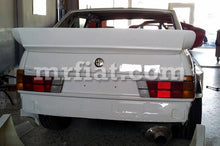 Cargar imagen en el visor de la galería, Alfa Romeo 75 Milano Rear Bumper Body Panels Alfa Romeo
