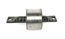 Cargar imagen en el visor de la galería, Alfa Romeo Alfetta GTV6 Rear Engine Mount 64 mm Engine Alfa Romeo
