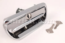 Cargar imagen en el visor de la galería, Alfa Romeo GT Junior GTV Left Door Handle Doors Alfa Romeo   
