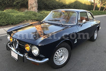 Cargar imagen en el visor de la galería, Alfa Romeo GTV Military Khaki Outdoor Fabric Car Cover 1971-76 Accessories Alfa Romeo
