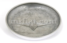 Load image into Gallery viewer, Borgward Isabella Wheel Hub Cap Set With Logo Rims Borgward Isabella
