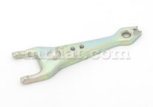 Cargar imagen en el visor de la galería, Fiat 1800 2300 Clutch Pedal Lever Transmission Fiat   
