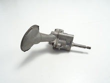Cargar imagen en el visor de la galería, Fiat 124 Spider – Oil pump 66-73 1400/1600 Engine MrFiat
